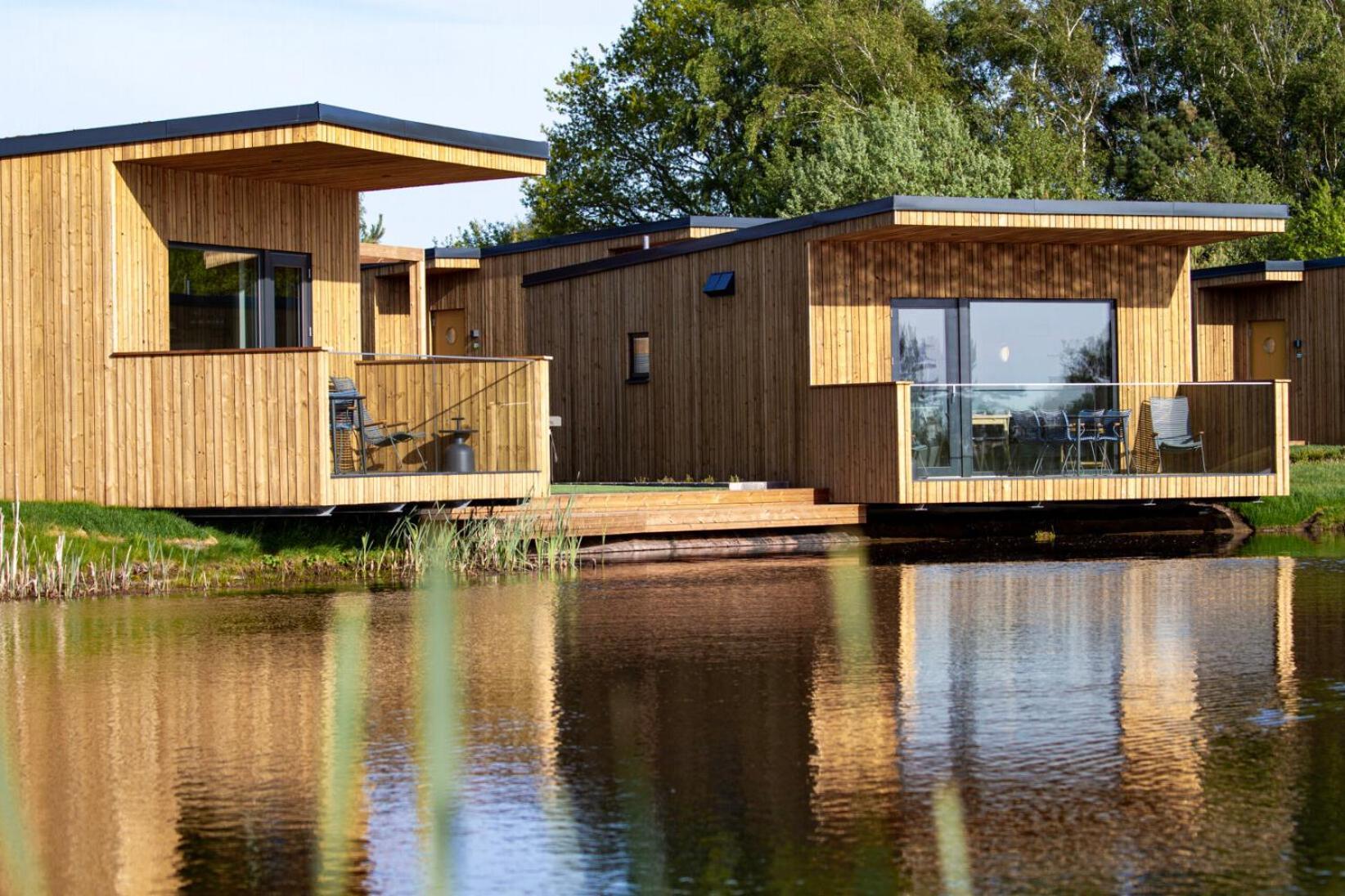 Halmstad Golfarena Hotell & Laegenheter Strandlida ภายนอก รูปภาพ