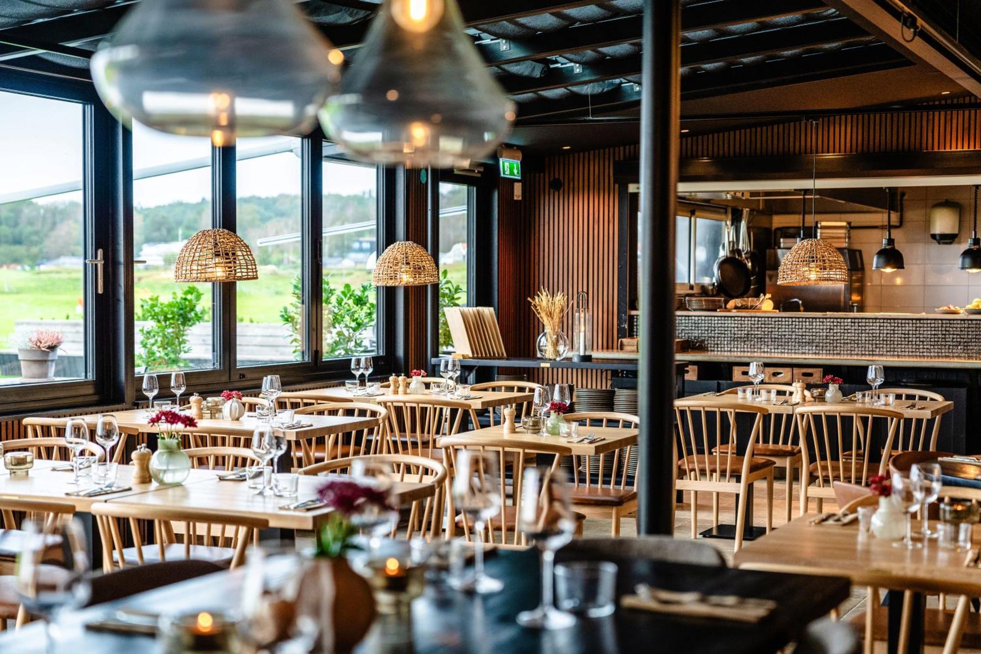 Halmstad Golfarena Hotell & Laegenheter Strandlida ภายนอก รูปภาพ